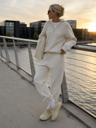 Nike Mind 002 Beige