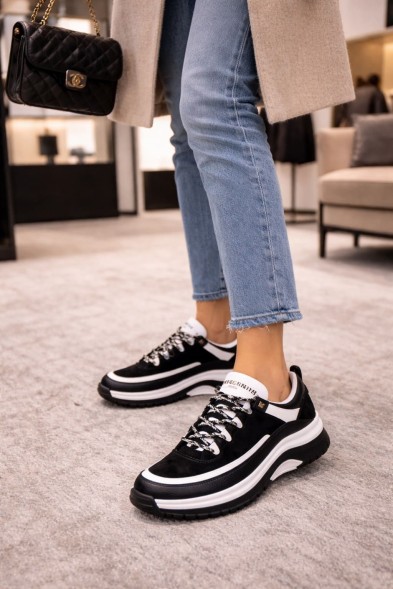 Женские кроссовки Chanel Calfskin Suede Black