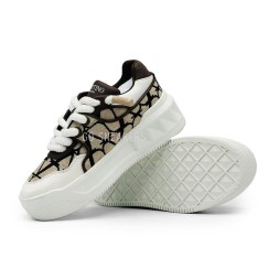 Valentino Garavani One Stud XL Woman Beige/Black